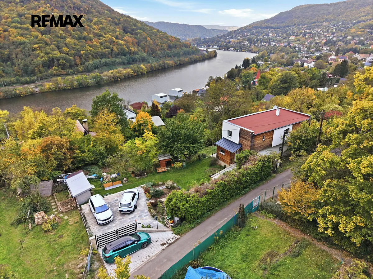 Prodej rodinného domu 122 m², pozemek 1406 m²